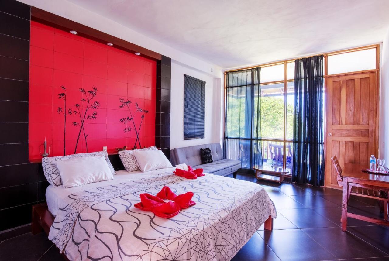 Punta Duarte Garden Inn Los Duarte Exterior photo