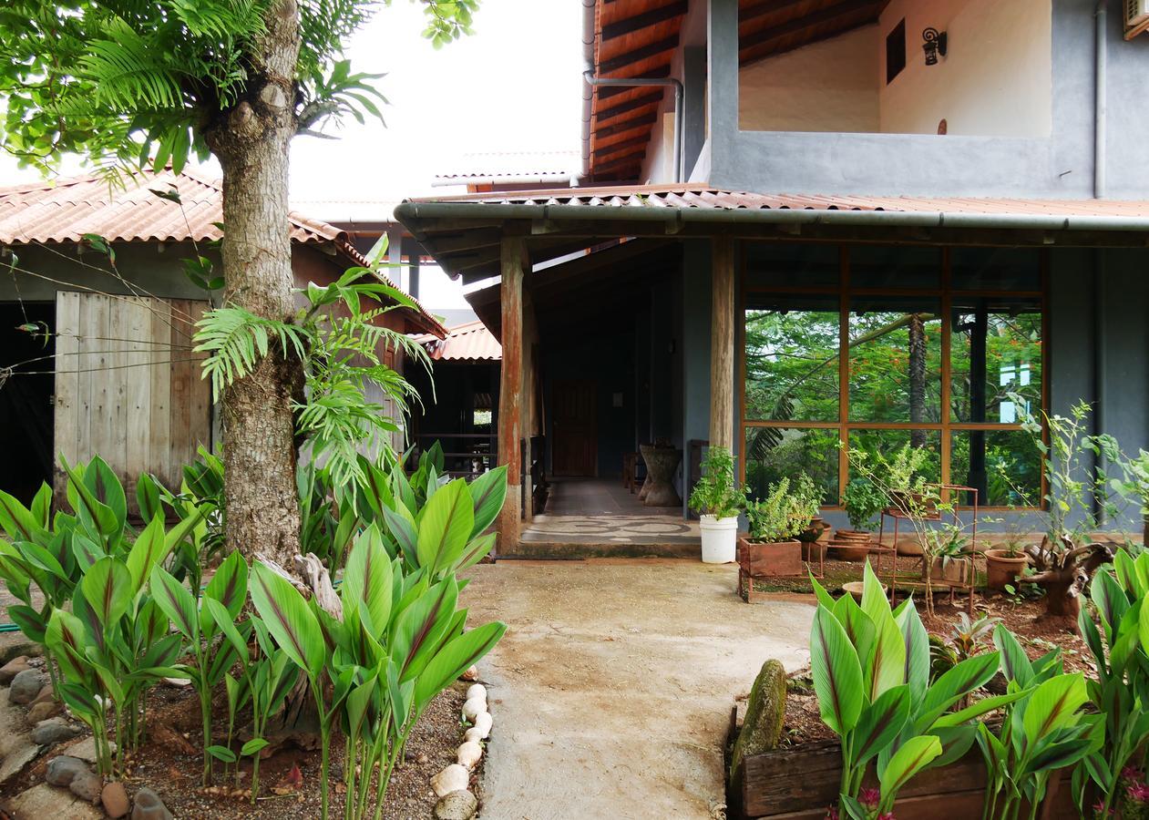 Punta Duarte Garden Inn Los Duarte Exterior photo
