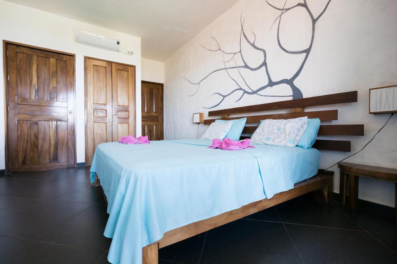 Punta Duarte Garden Inn Los Duarte Exterior photo