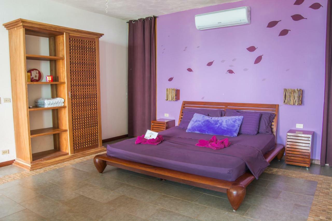Punta Duarte Garden Inn Los Duarte Exterior photo
